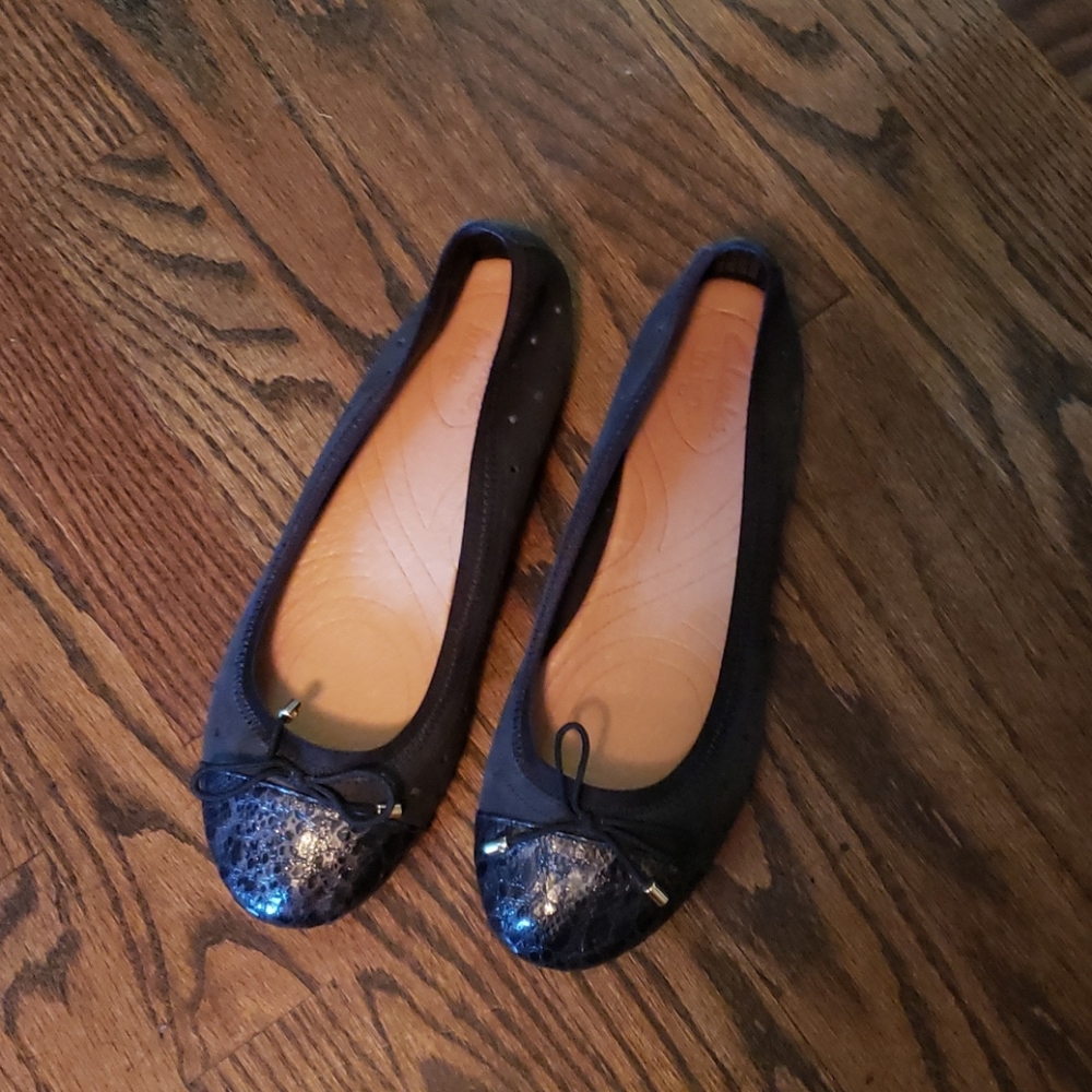 Clarks indigo flats